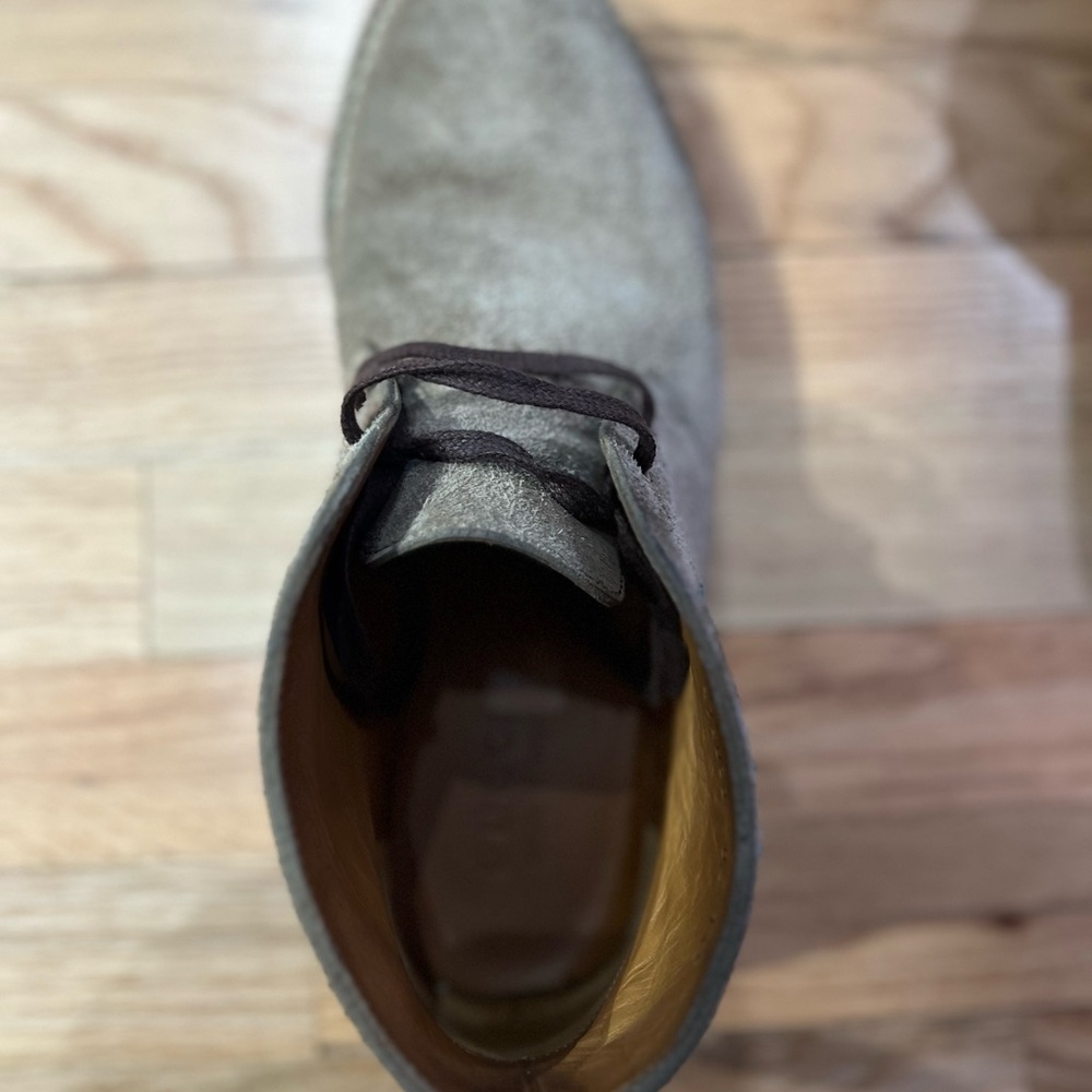 Gucci Moreau embroidered chukka boots.
Size 8.5 Gucci - 9.5 US - Picture 4 of 11
